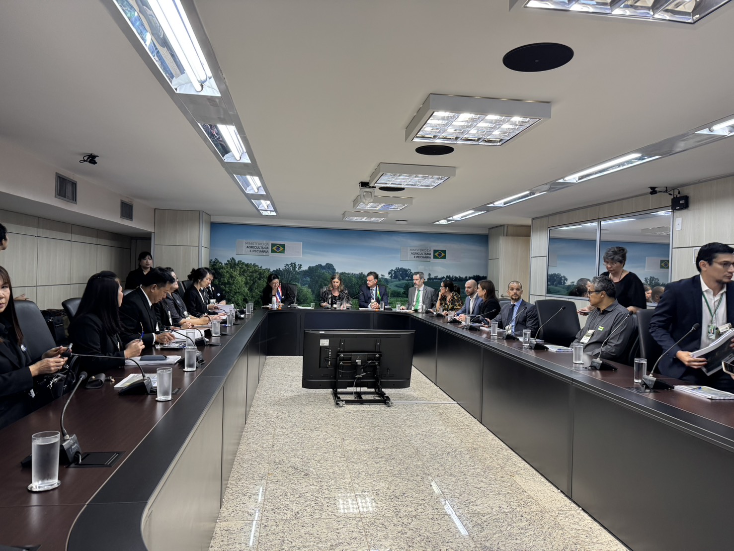 title - ส.ป.ก. ร่วมประชุมคณะทำงานร่วมด้านการเกษตรไทย-บราซิล ครั้งที่ 2 เดินหน้าความร่วมมือด้านกาแฟ ดิน และเทคโนโลยีการเกษตร